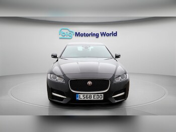 Used Jaguar XF 2018 for sale - 77548443: Photo