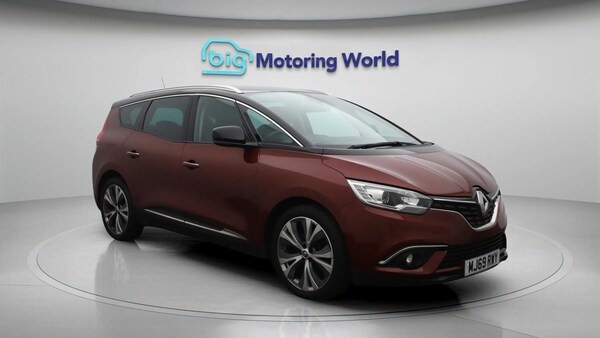 Used Renault Grand Scenic 2019 for sale - 76239206: Photo 2