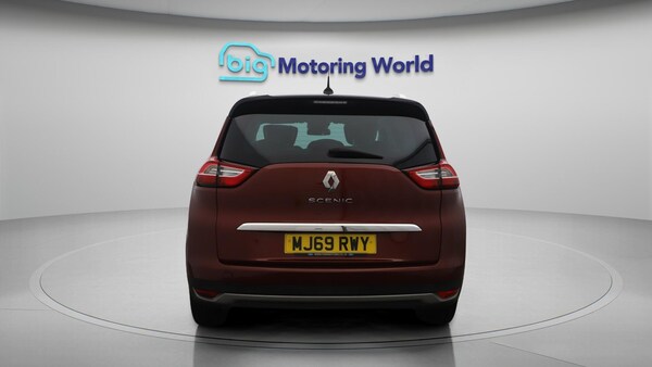 Used Renault Grand Scenic 2019 for sale - 76239206: Photo 7