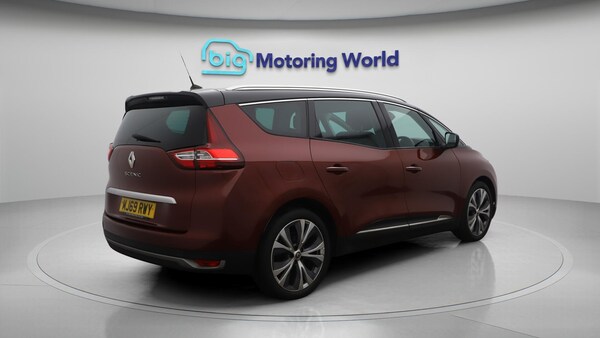 Used Renault Grand Scenic 2019 for sale - 76239206: Photo 8