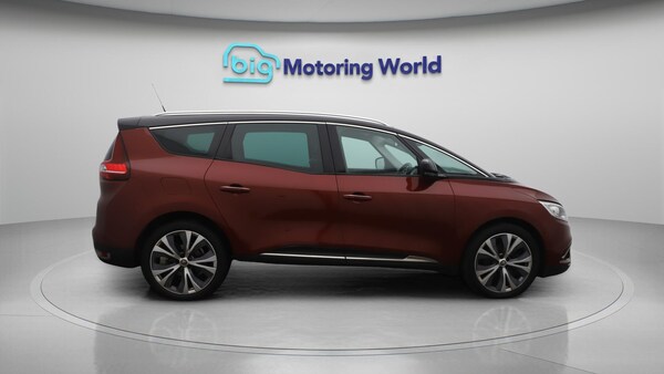 Used Renault Grand Scenic 2019 for sale - 76239206: Photo 9