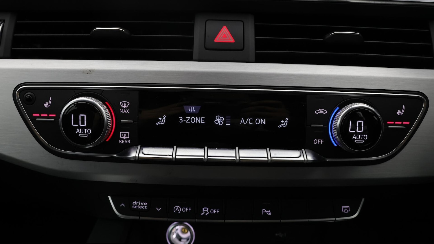 Used Audi A4 2018 for sale - 76370636: Photo 13