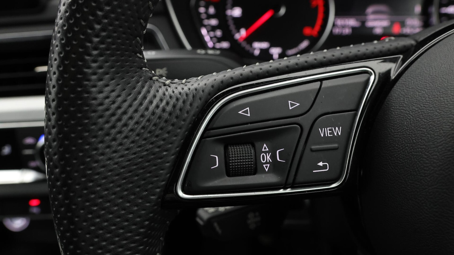 Used Audi A4 2018 for sale - 76370636: Photo 24