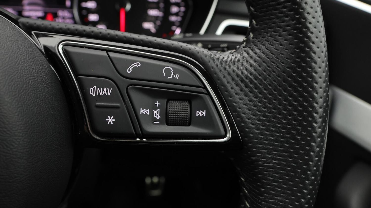 Used Audi A4 2018 for sale - 76370636: Photo 25