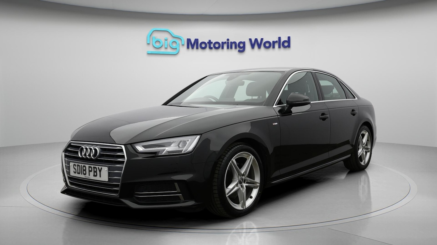 Used Audi A4 2018 for sale - 76370636: Photo 4