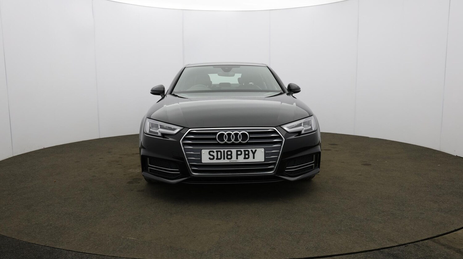 Used Audi A4 2018 for sale - 76370636: Photo 44