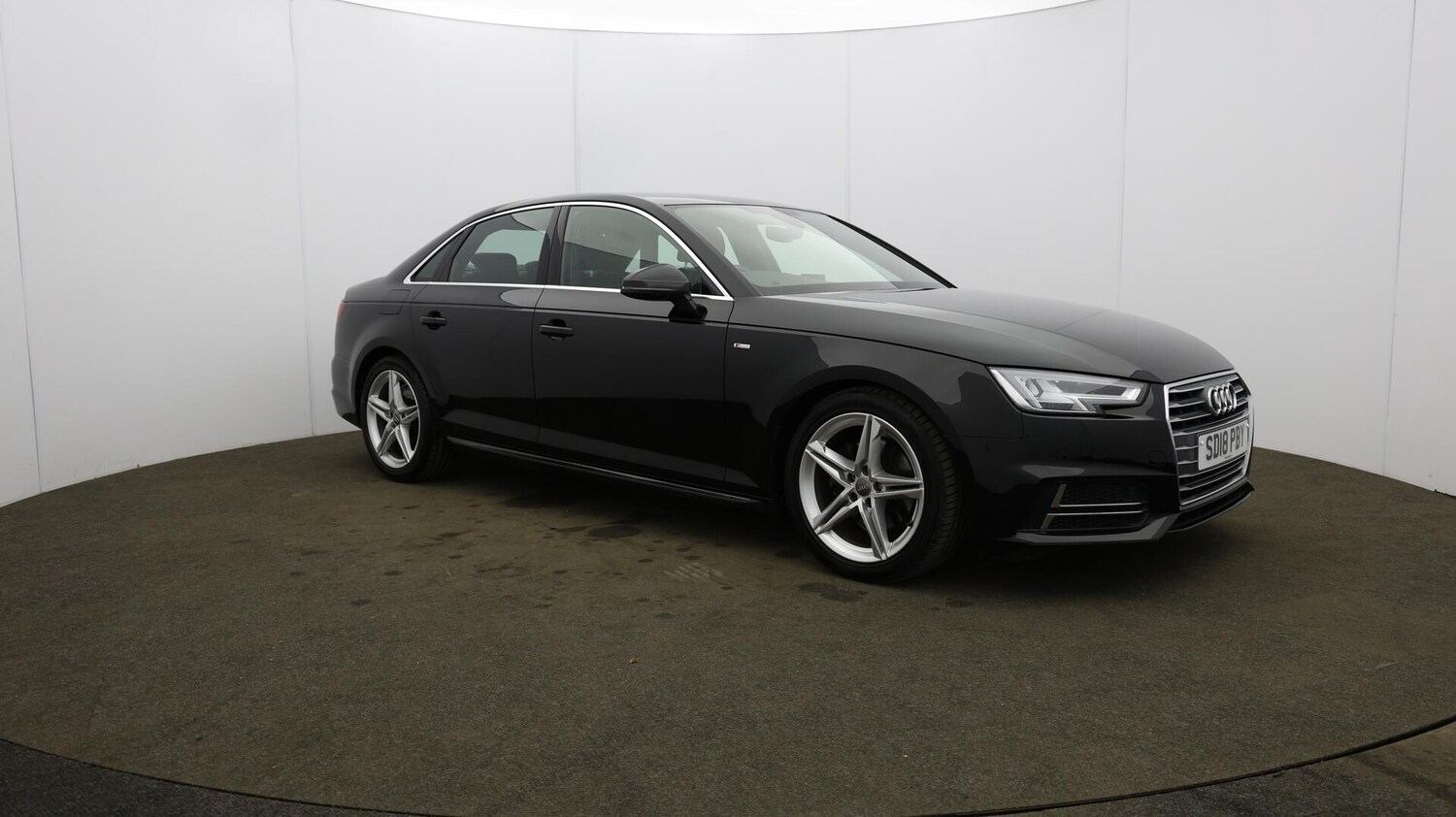 Used Audi A4 2018 for sale - 76370636: Photo 50