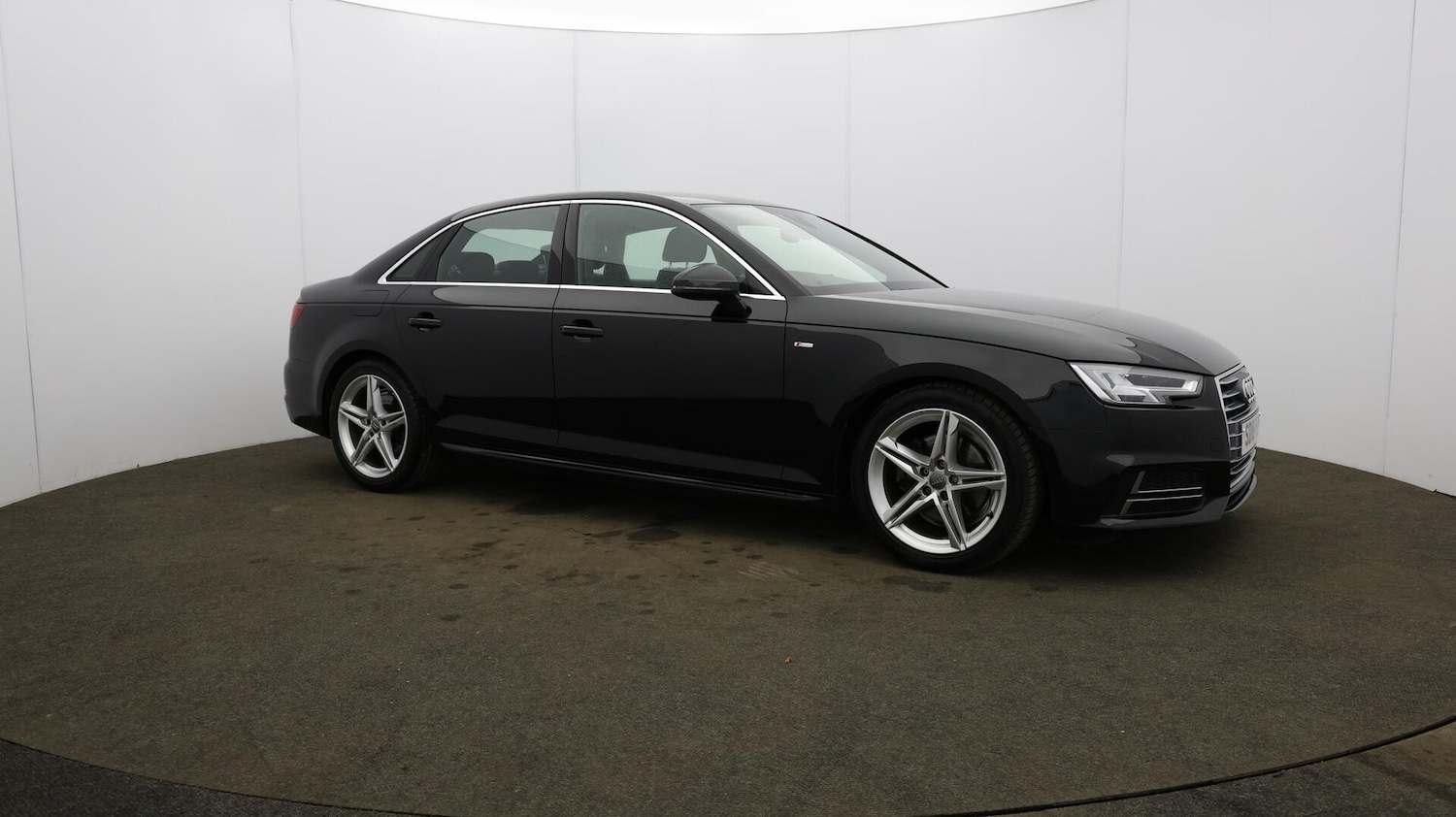 Used Audi A4 2018 for sale - 76370636: Photo 51