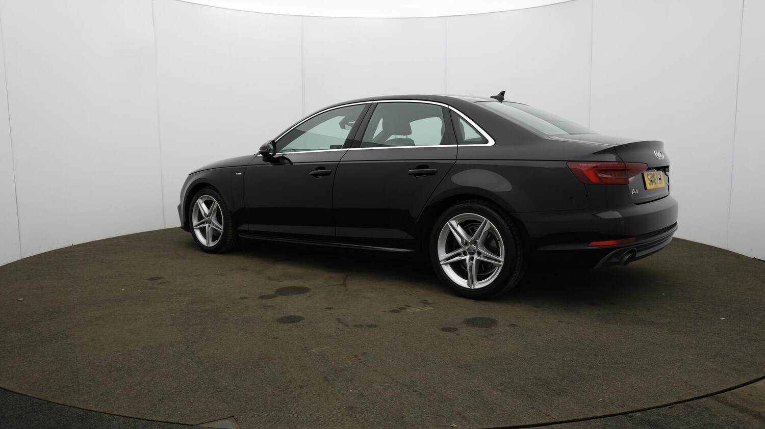 Used Audi A4 2018 for sale - 76370636: Photo 68