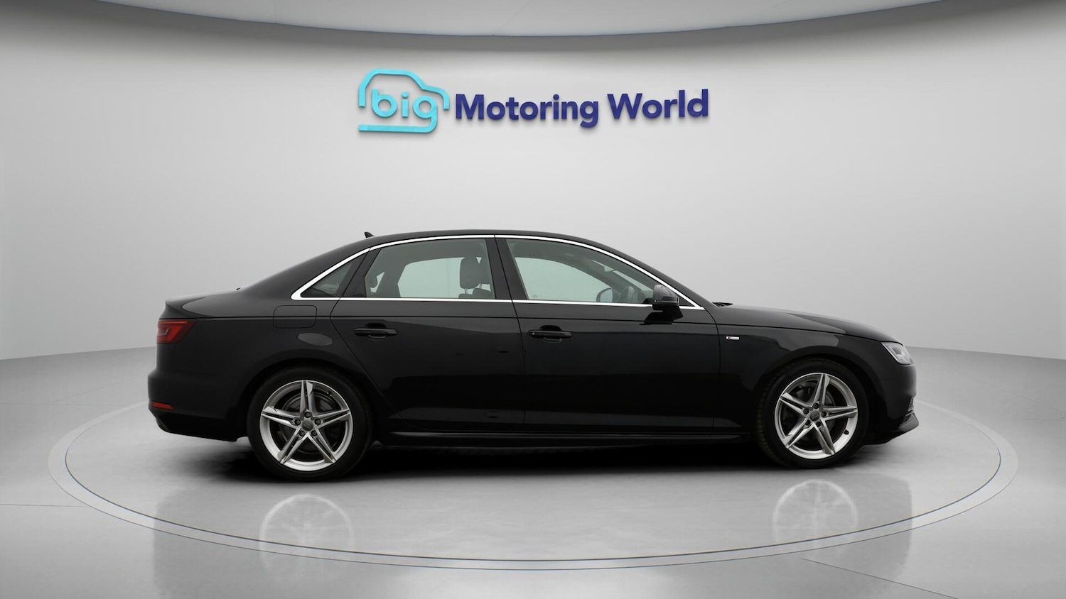 Used Audi A4 2018 for sale - 76370636: Photo 9