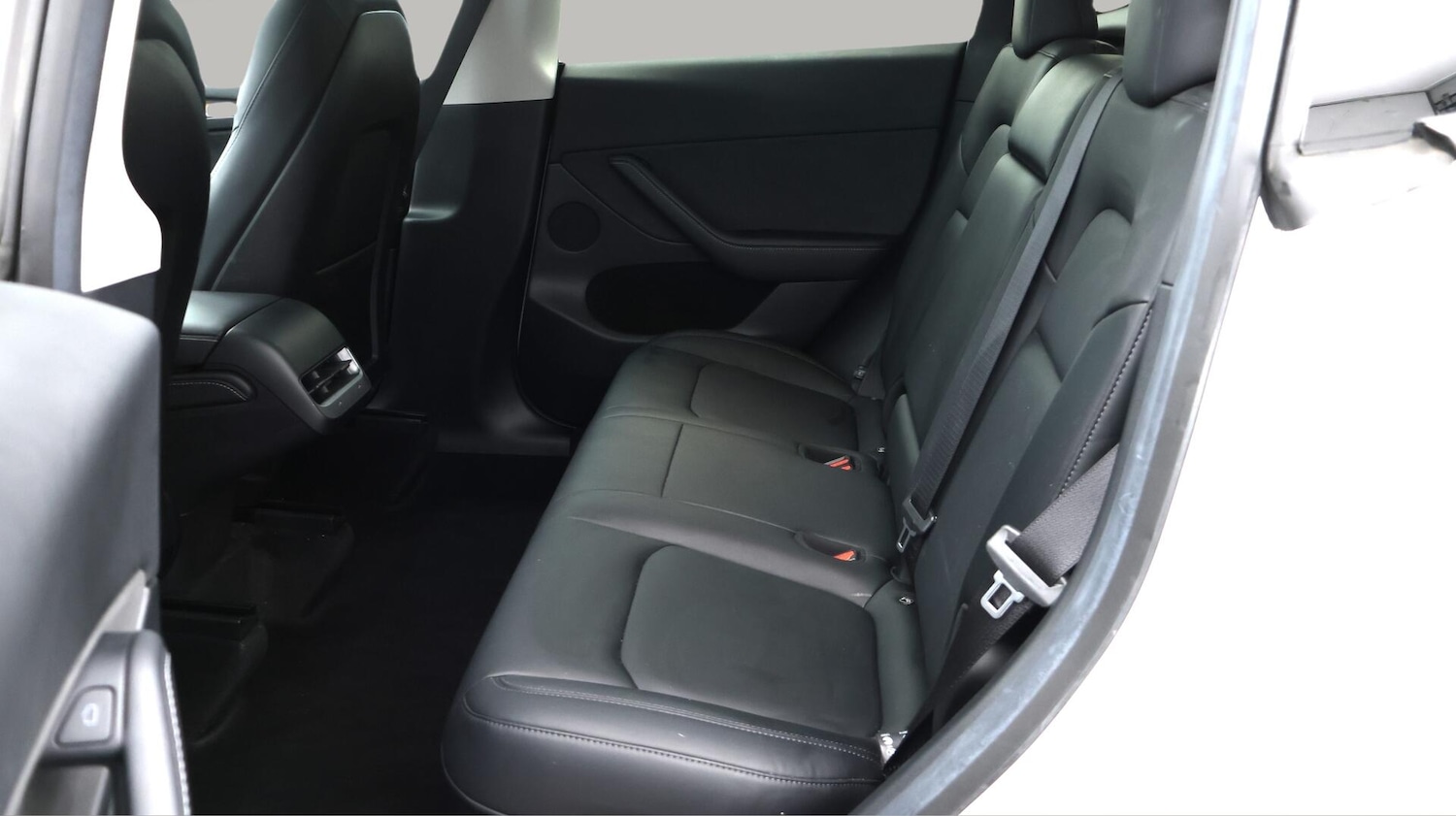 Used Tesla Model Y 2022 for sale - 76137932: Photo 17