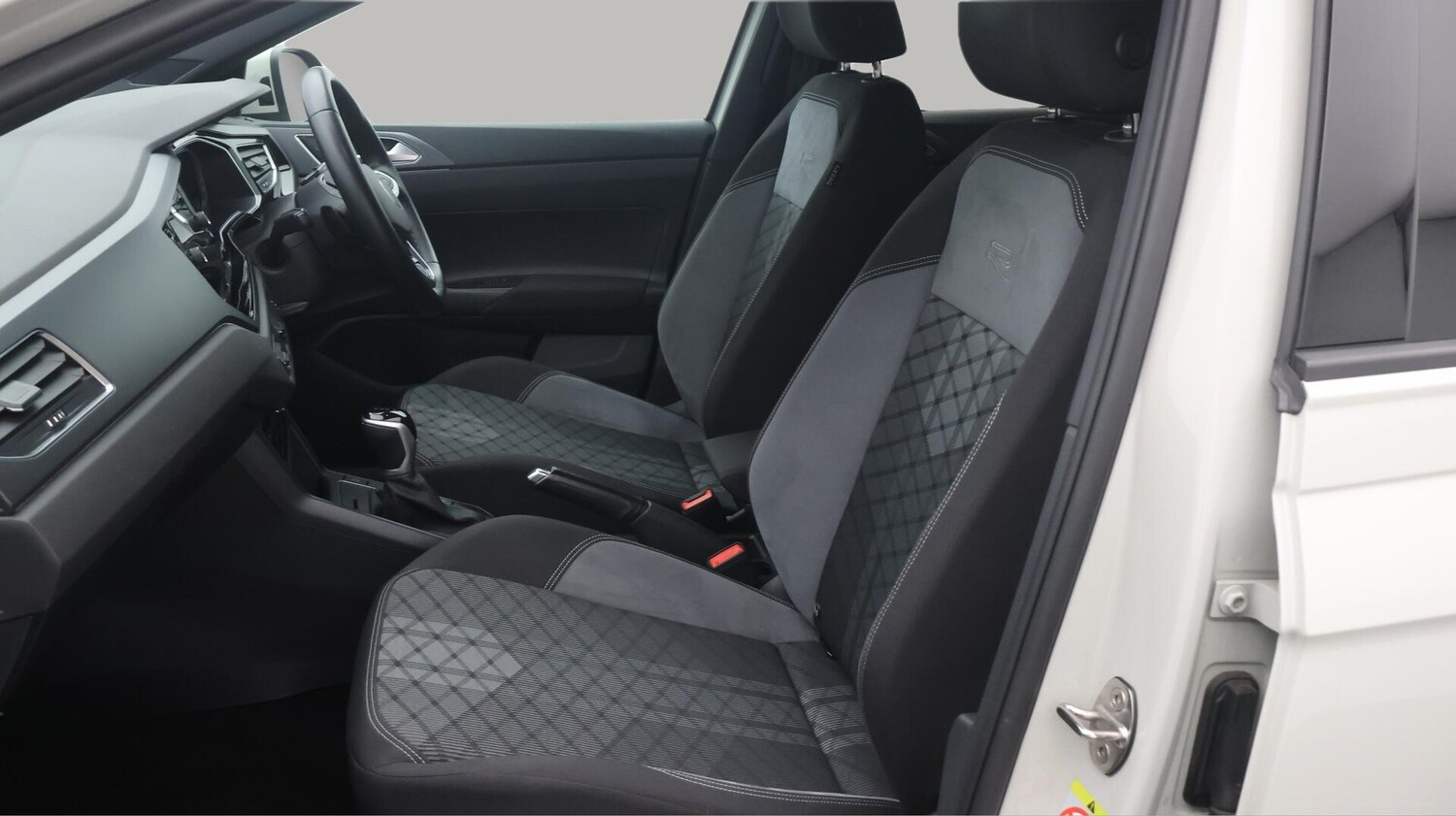 Used Volkswagen Taigo for sale - 76573759: Photo 15