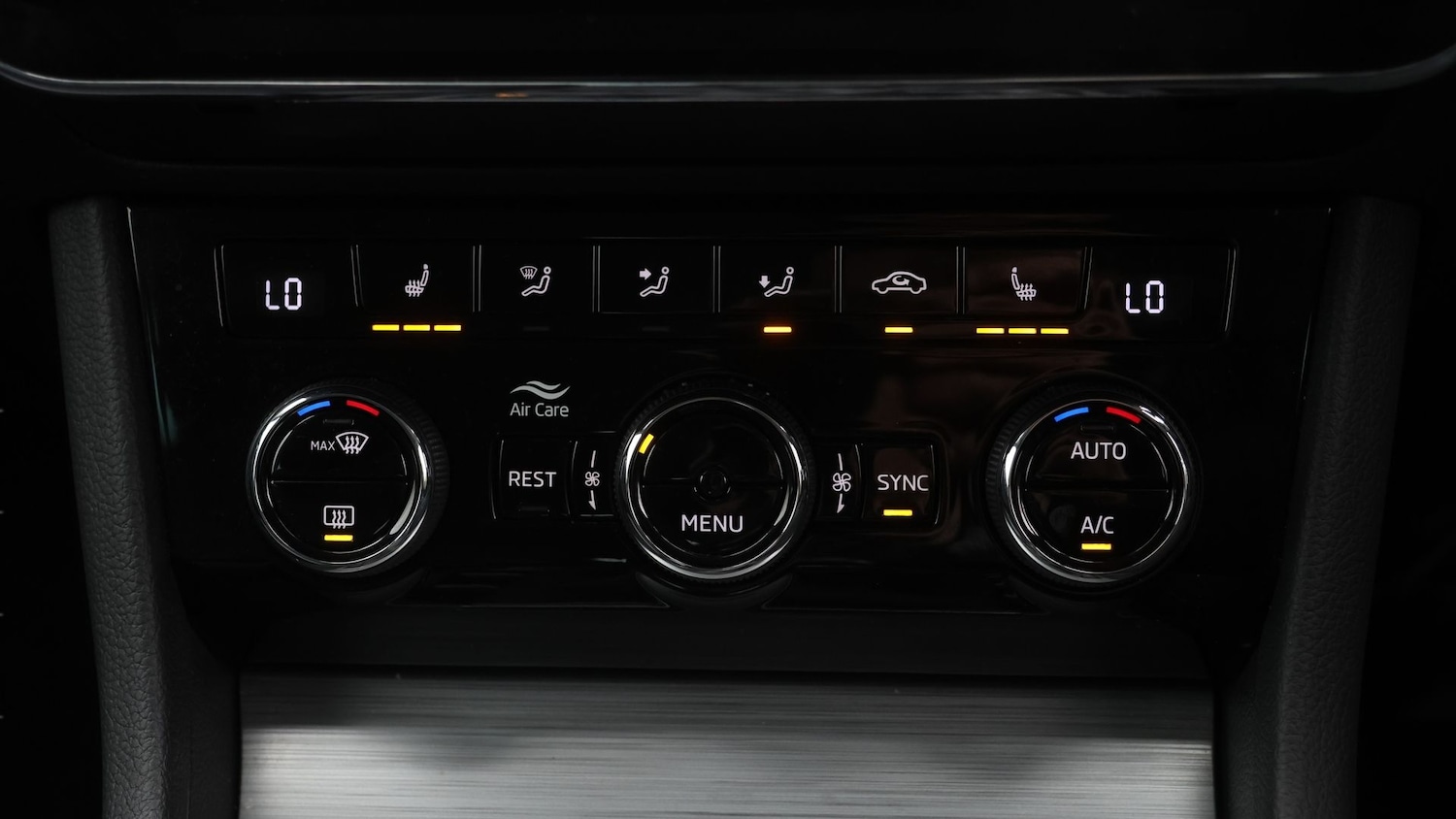 Used Skoda Superb 2021 for sale - 77730074: Photo 12