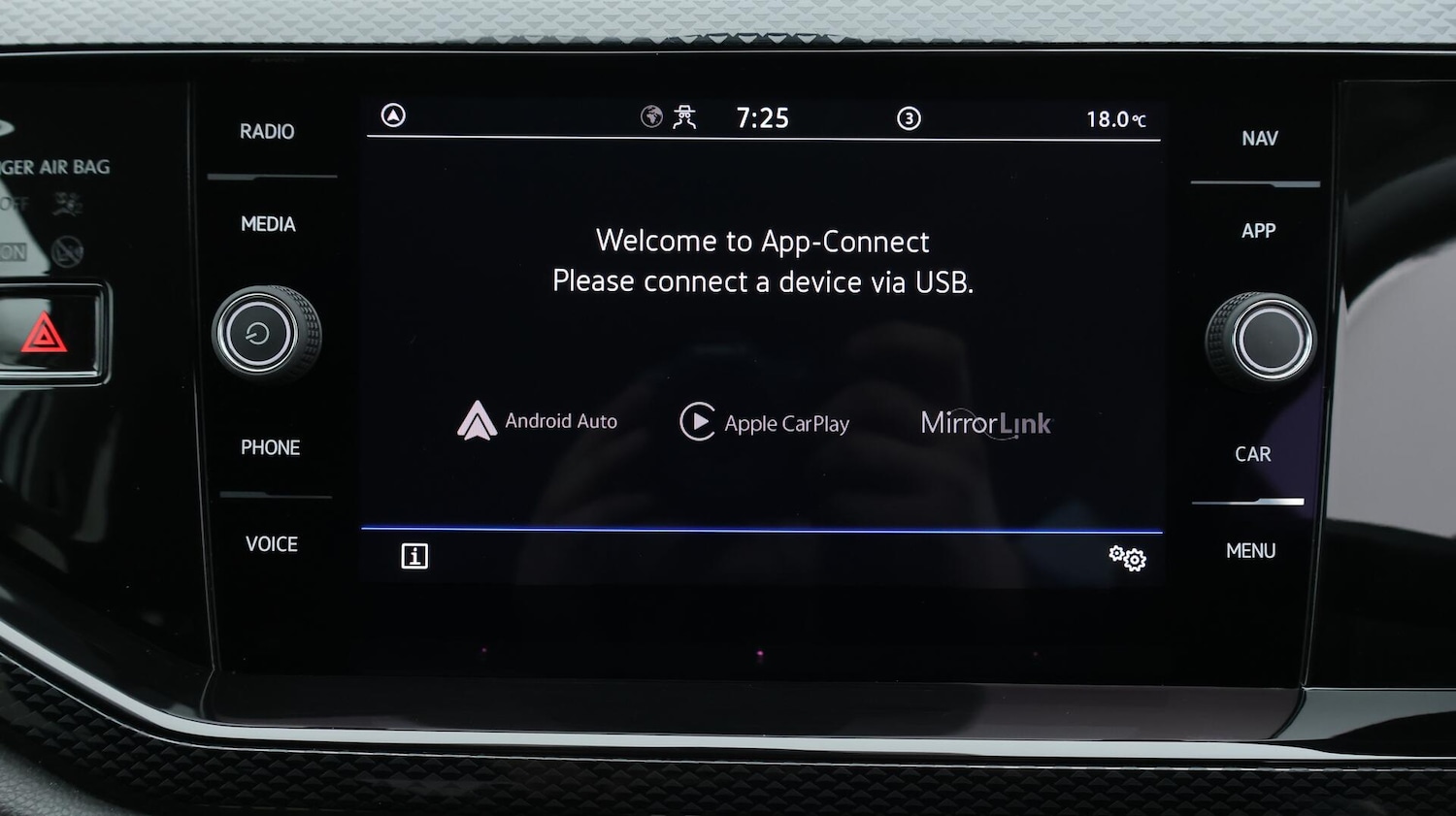 Used Volkswagen Taigo 2023 for sale - 76613390: Photo 27