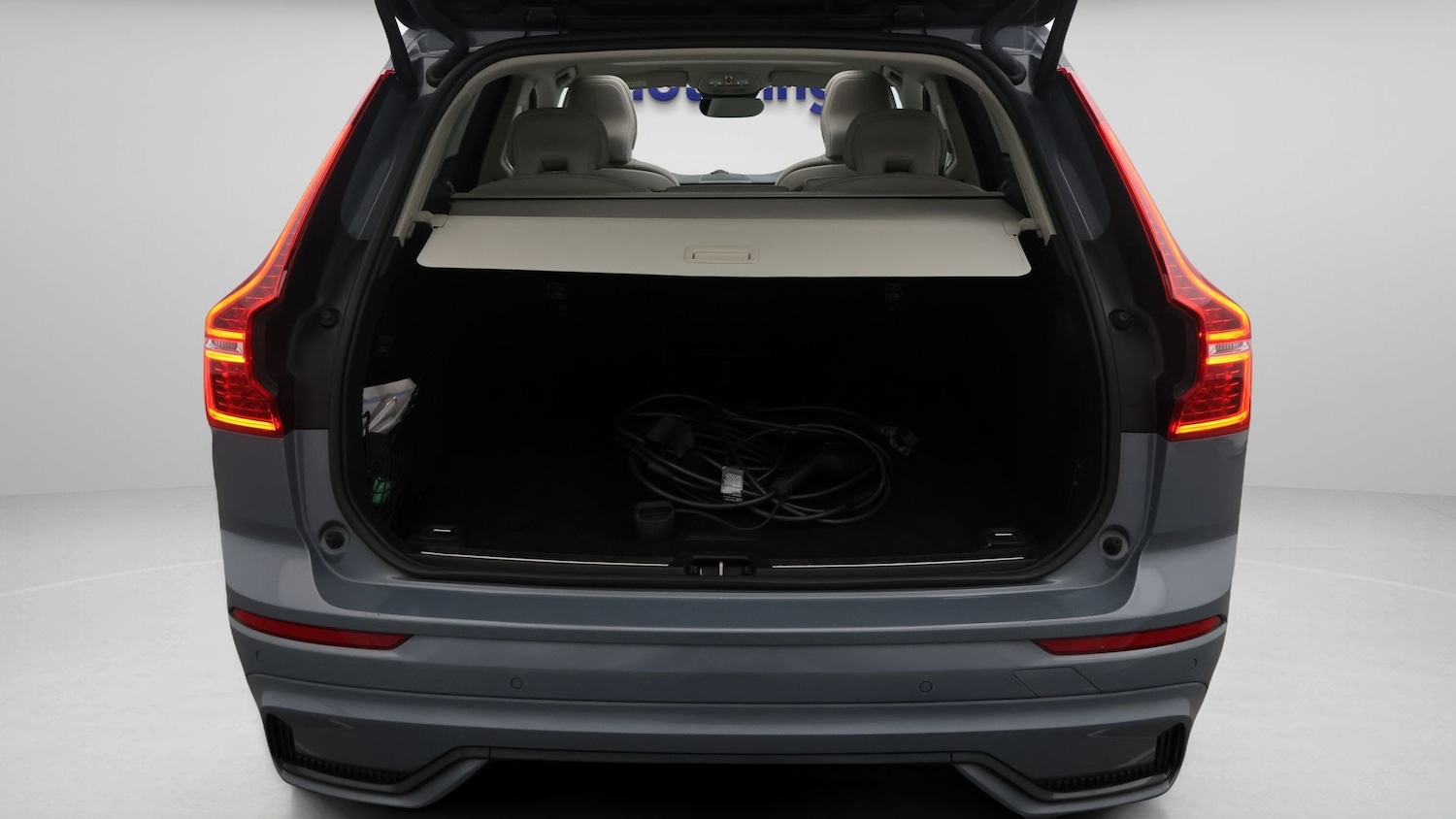 Used Volvo XC60 2023 for sale - 77365668: Photo 17