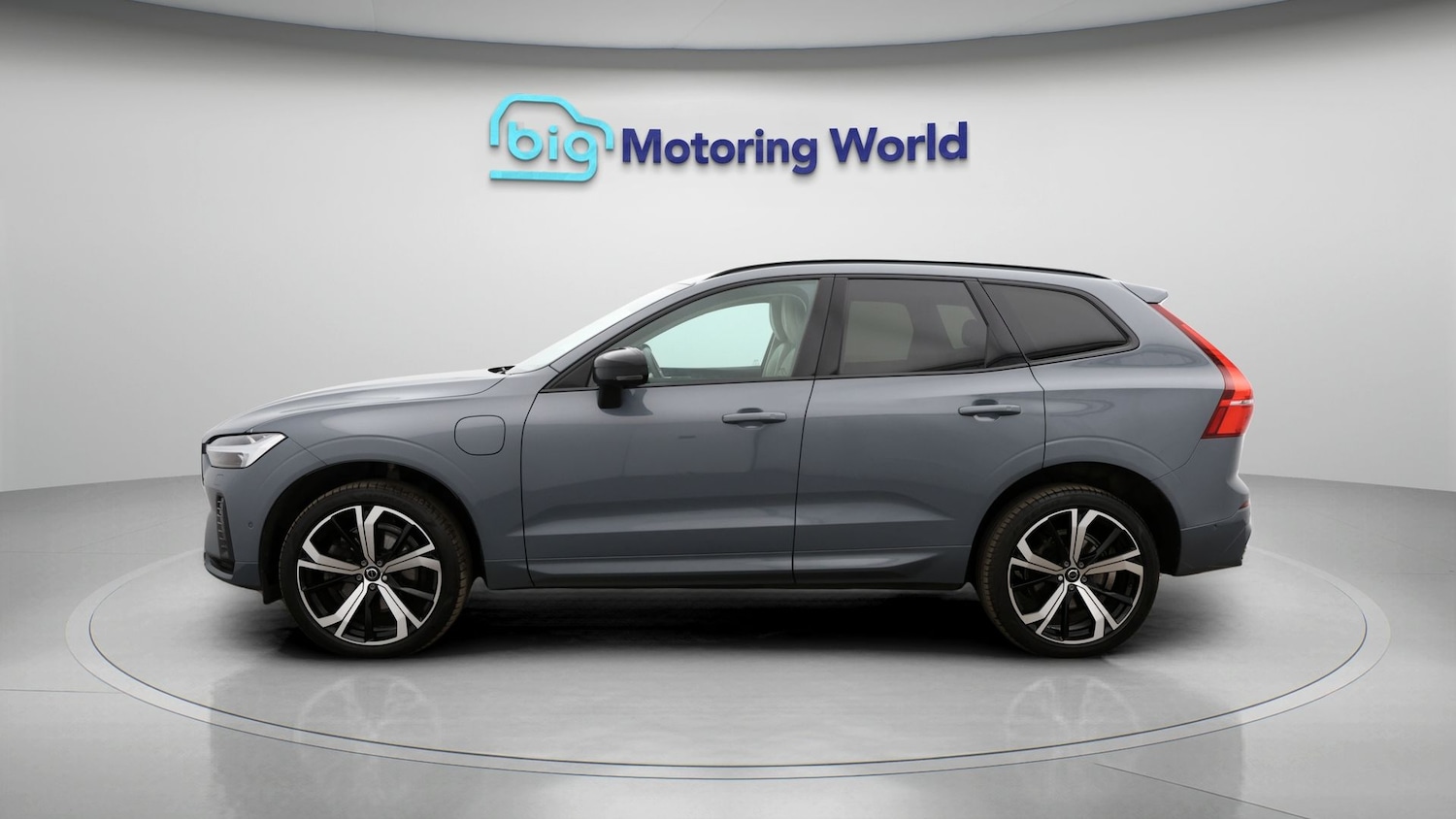 Used Volvo XC60 2023 for sale - 77365668: Photo 4
