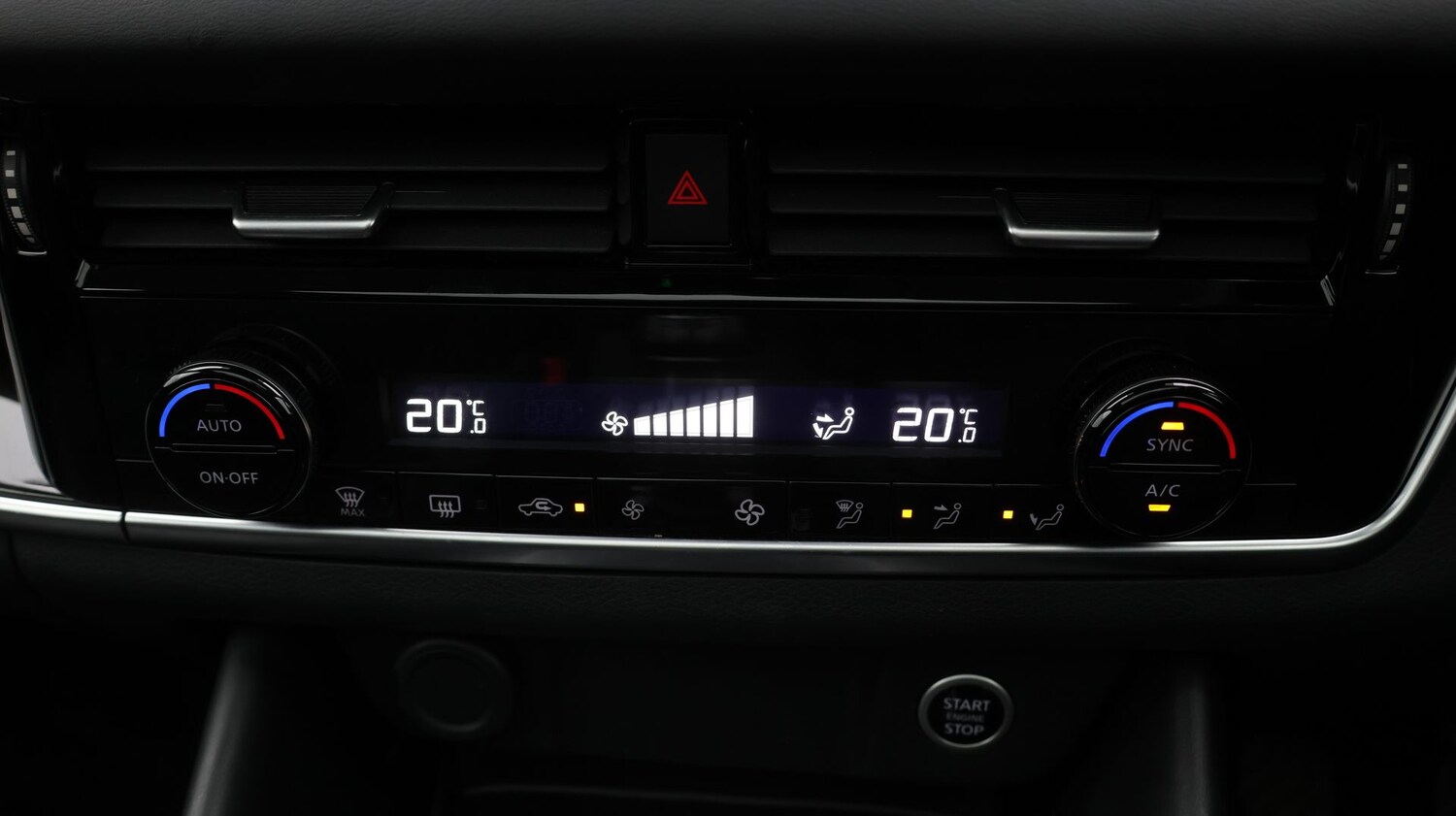 Used Nissan Qashqai for sale - 77541769: Photo 12