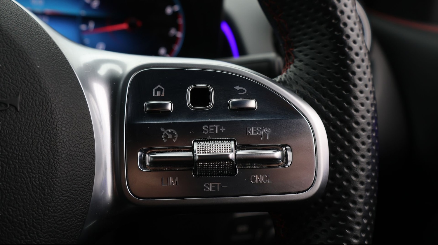 Used Mercedes-Benz GLB 2022 for sale - 77653244: Photo 26