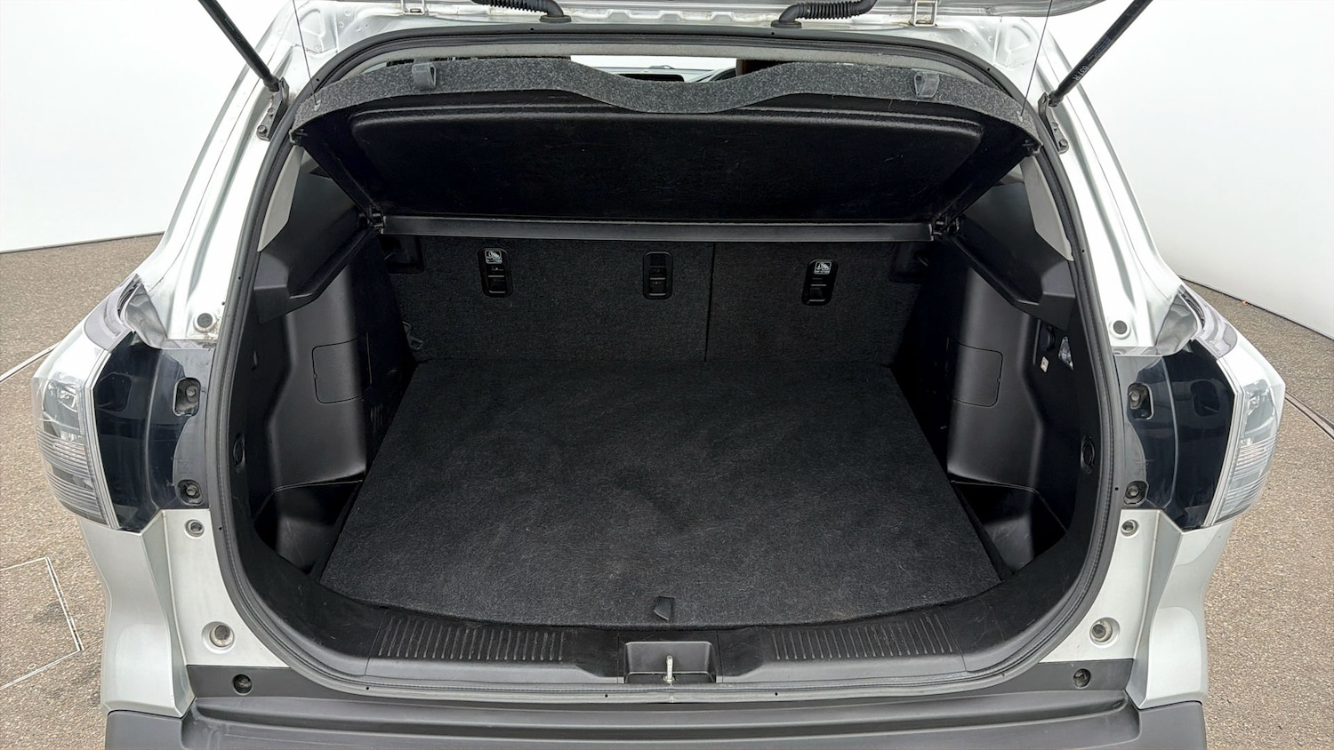 Used Suzuki SX4 S-Cross 2023 for sale - 78121747: Photo 16