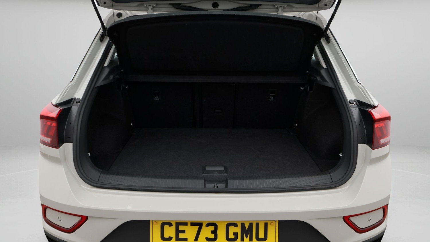 Used Volkswagen T-Roc 2023 for sale - 77774622: Photo 17