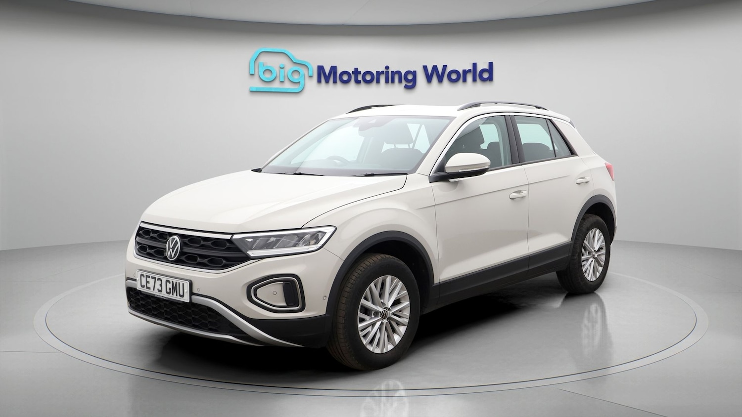 Used Volkswagen T-Roc 2023 for sale - 77774622: Photo 3