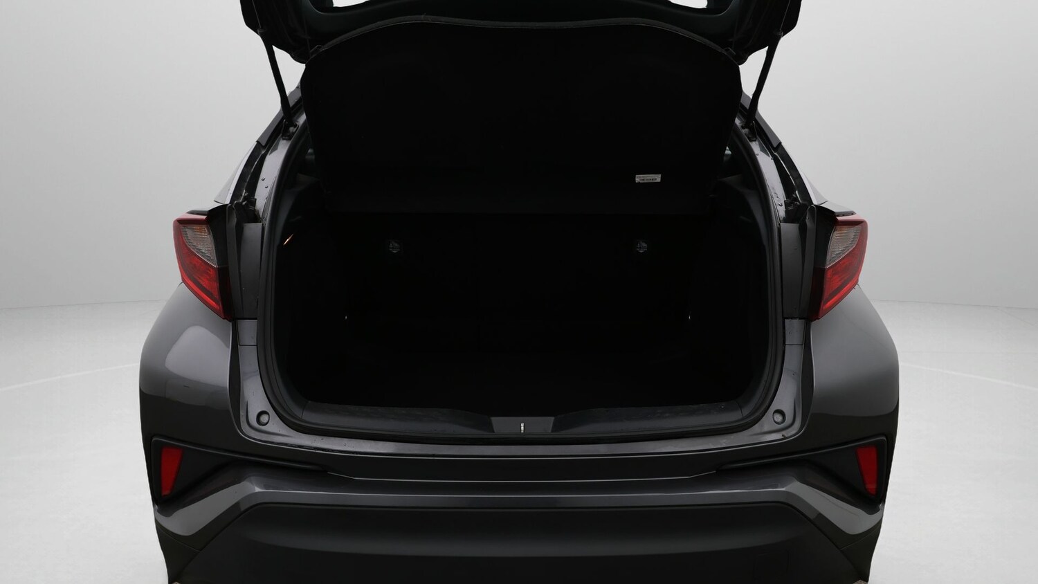 Used Toyota C-HR 2023 for sale - 77556379: Photo 17