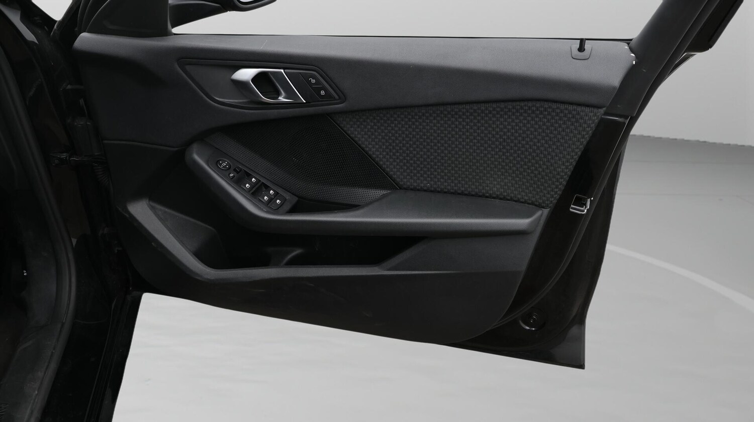 Used BMW 1 Series 2024 for sale - 76550306: Photo 16