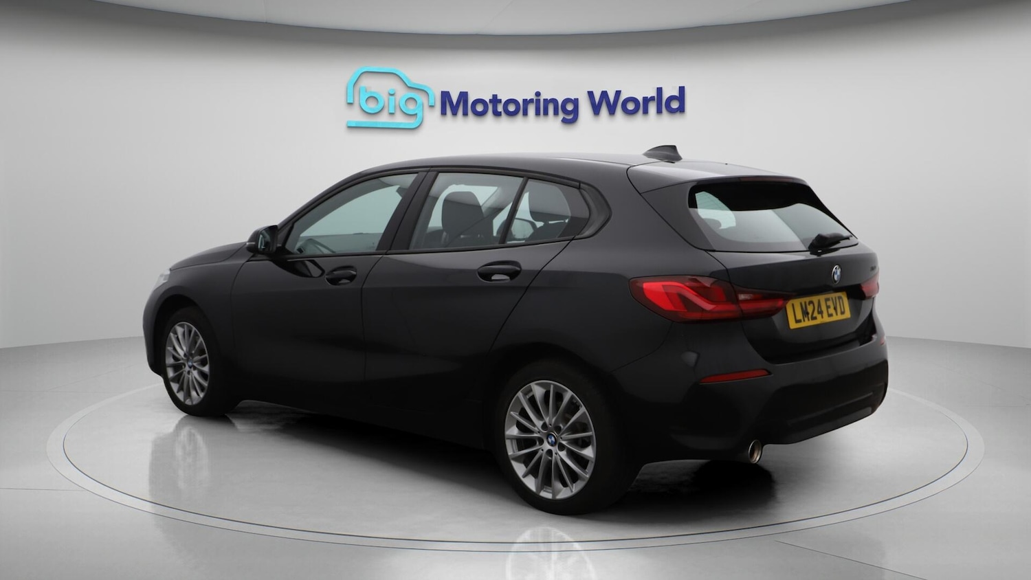 Used BMW 1 Series 2024 for sale - 76550306: Photo 6
