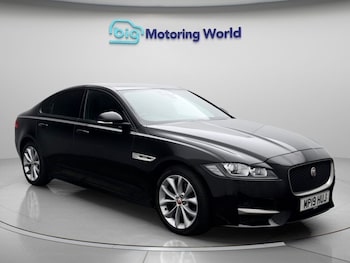 Used Jaguar XF 2019 for sale - 79623922: Photo