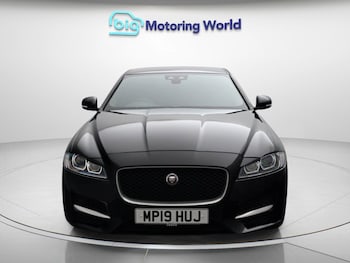 Used Jaguar XF 2019 for sale - 79623922: Photo