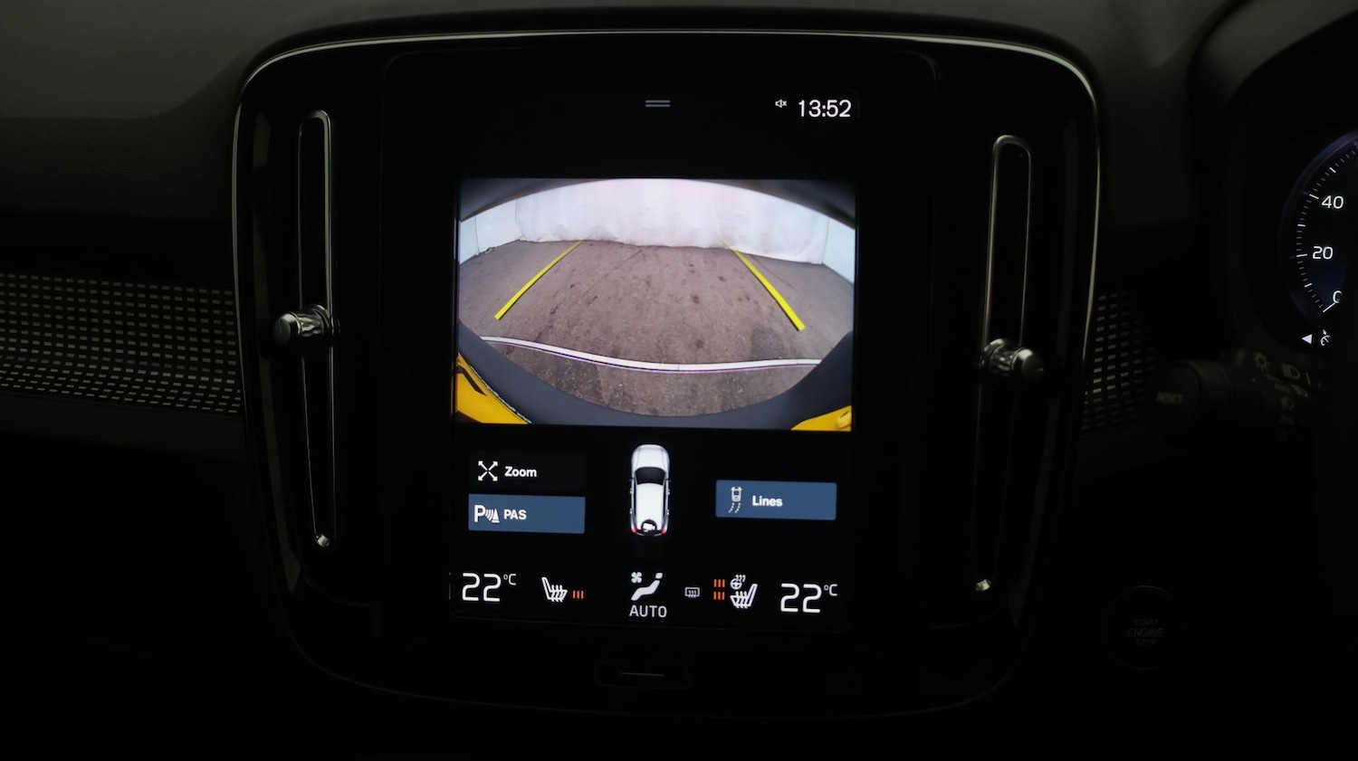 Used Volvo XC40 for sale - 77675806: Photo 26