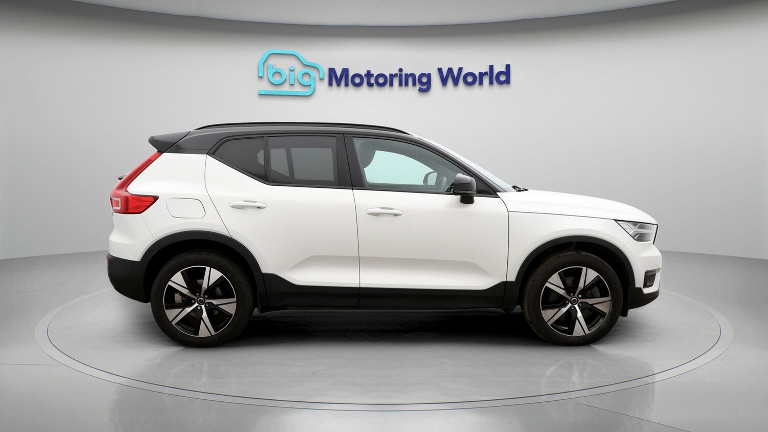 Used Volvo XC40 for sale - 77675806: Photo 8