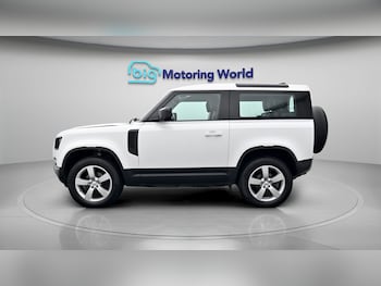 Used Land Rover Defender 2023 for sale - 79017549: Photo