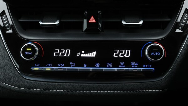 Used Toyota Corolla 2021 for sale - 76239420: Photo 13