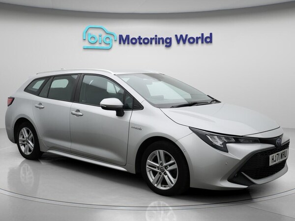 Used Toyota Corolla 2021 for sale - 76239420: Photo 1