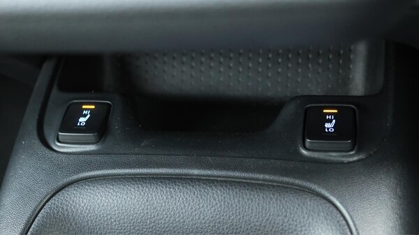 Used Toyota Corolla 2021 for sale - 76239420: Photo 26