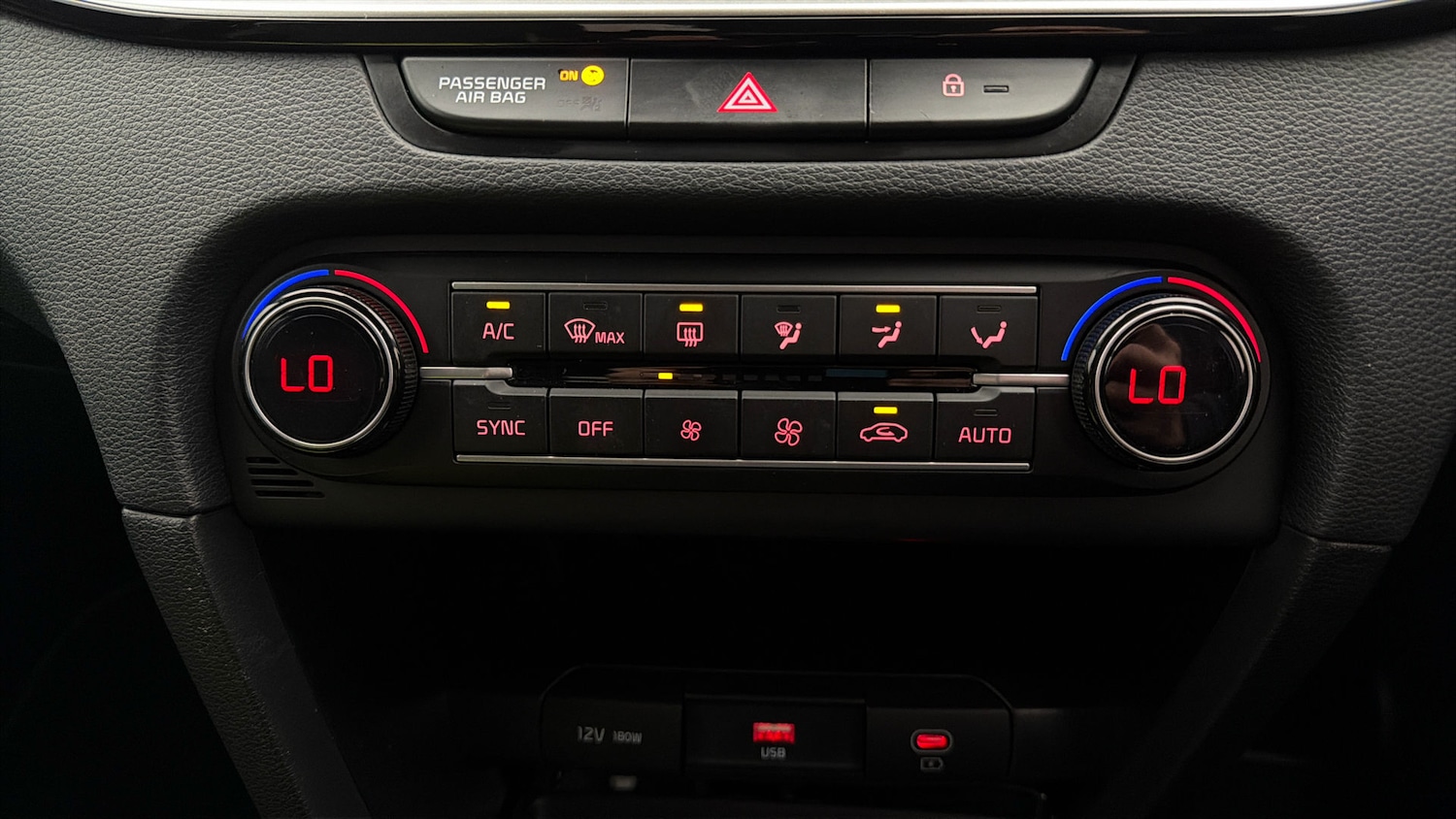 Used Kia Ceed 2023 for sale - 77966612: Photo 11