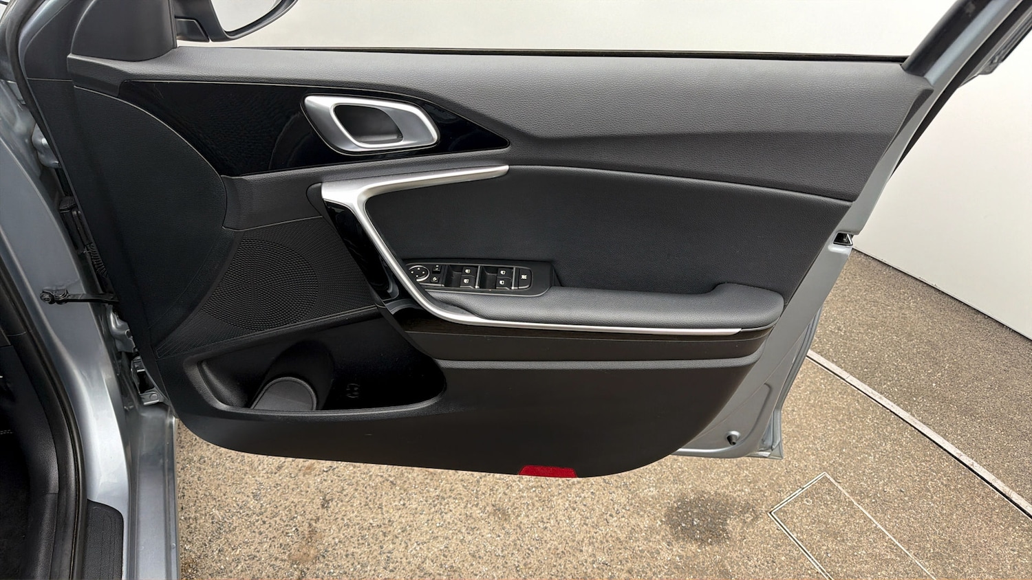 Used Kia Ceed 2023 for sale - 77966612: Photo 14