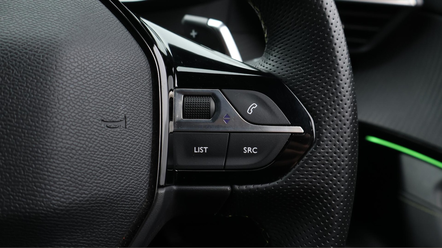 Used Peugeot 2008 2023 for sale - 76457099: Photo 27