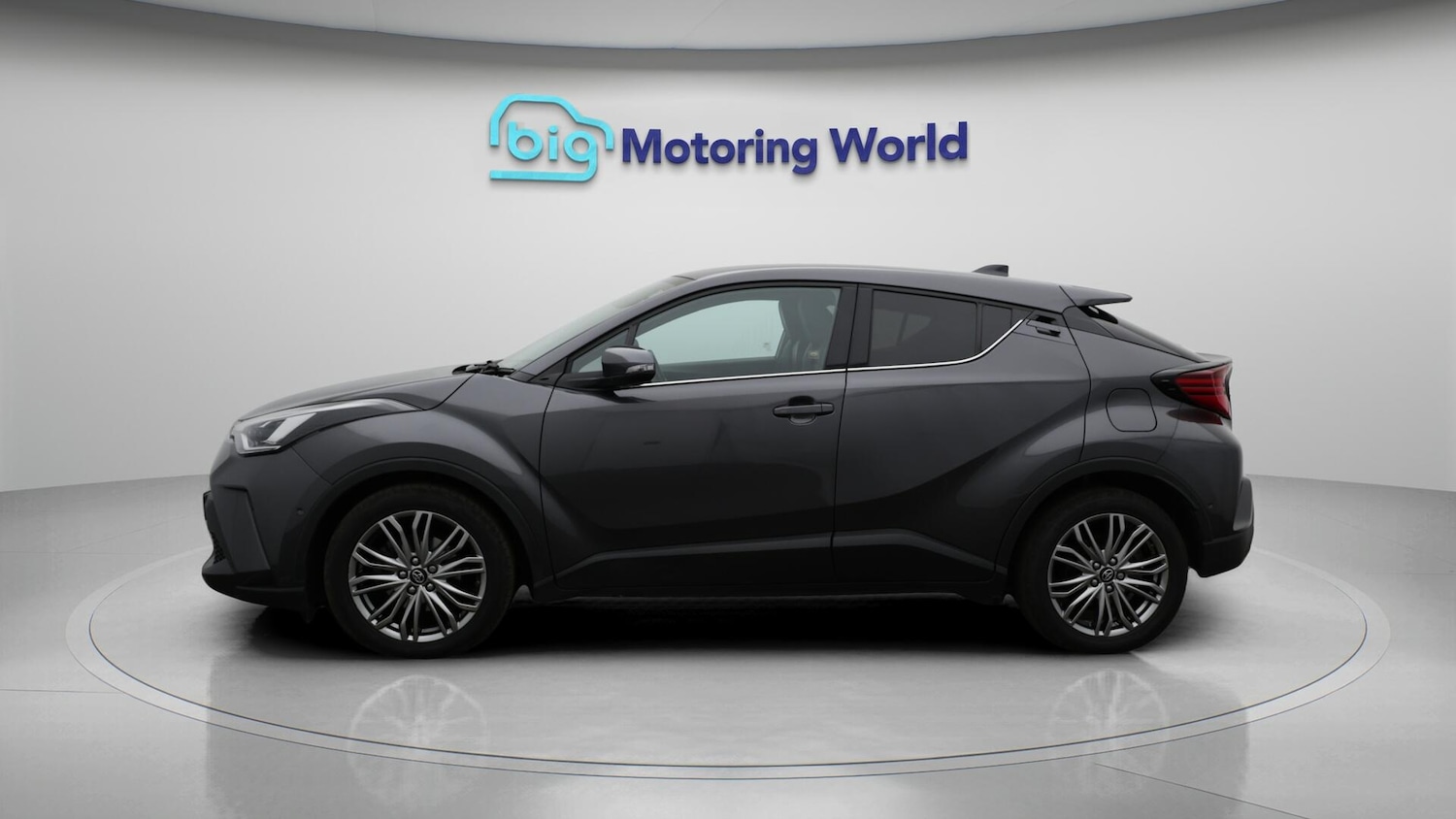 Used Toyota C-HR 2022 for sale - 76380586: Photo 4