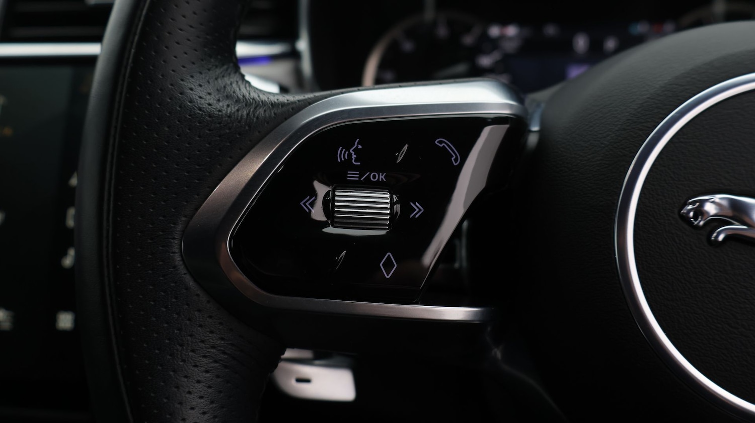 Used Jaguar F-Pace 2022 for sale - 77310621: Photo 24