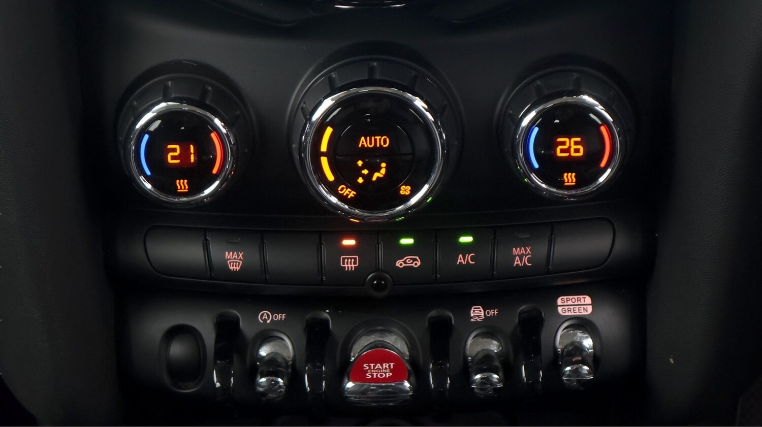 Used MINI Hatch 2018 for sale - 77136345: Photo 12