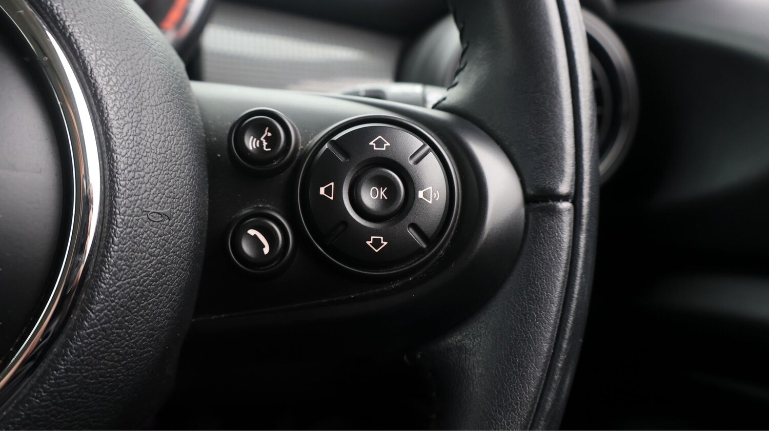 Used MINI Hatch 2018 for sale - 77136345: Photo 21