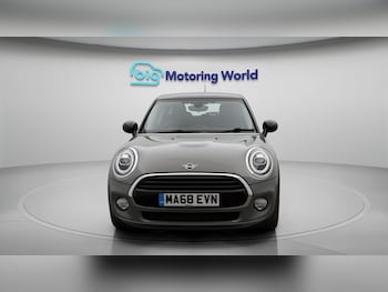 Used MINI Hatch 2018 for sale - 77136345: Photo