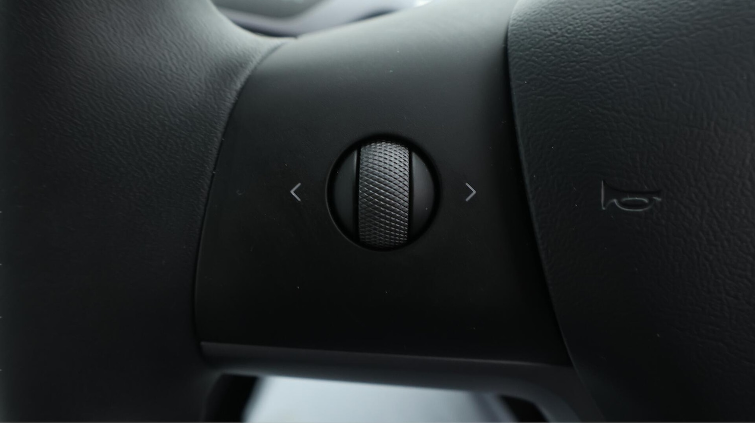 Used Tesla Model 3 2021 for sale - 76633766: Photo 25