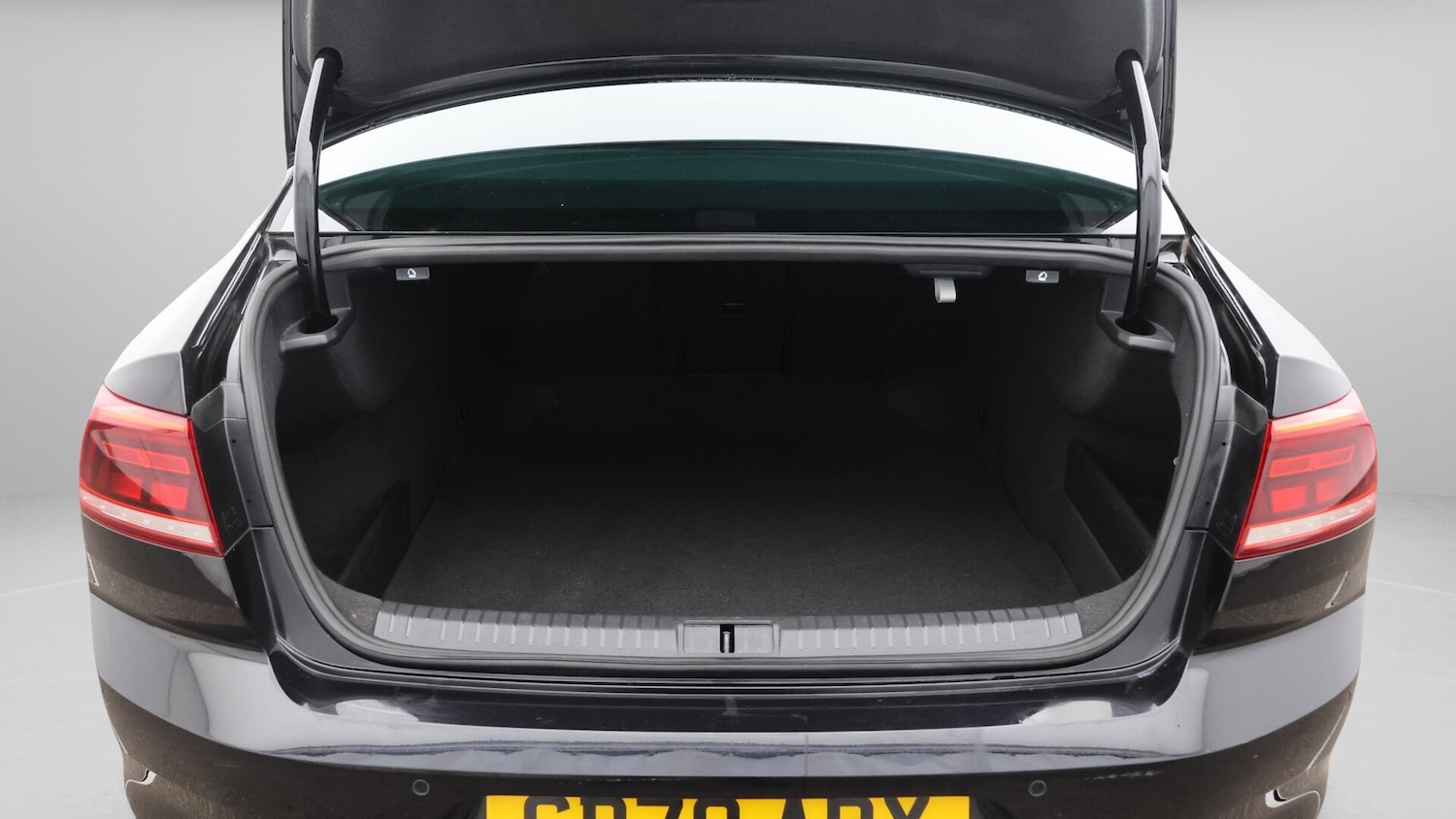 Used Volkswagen Passat 2020 for sale - 76562314: Photo 18