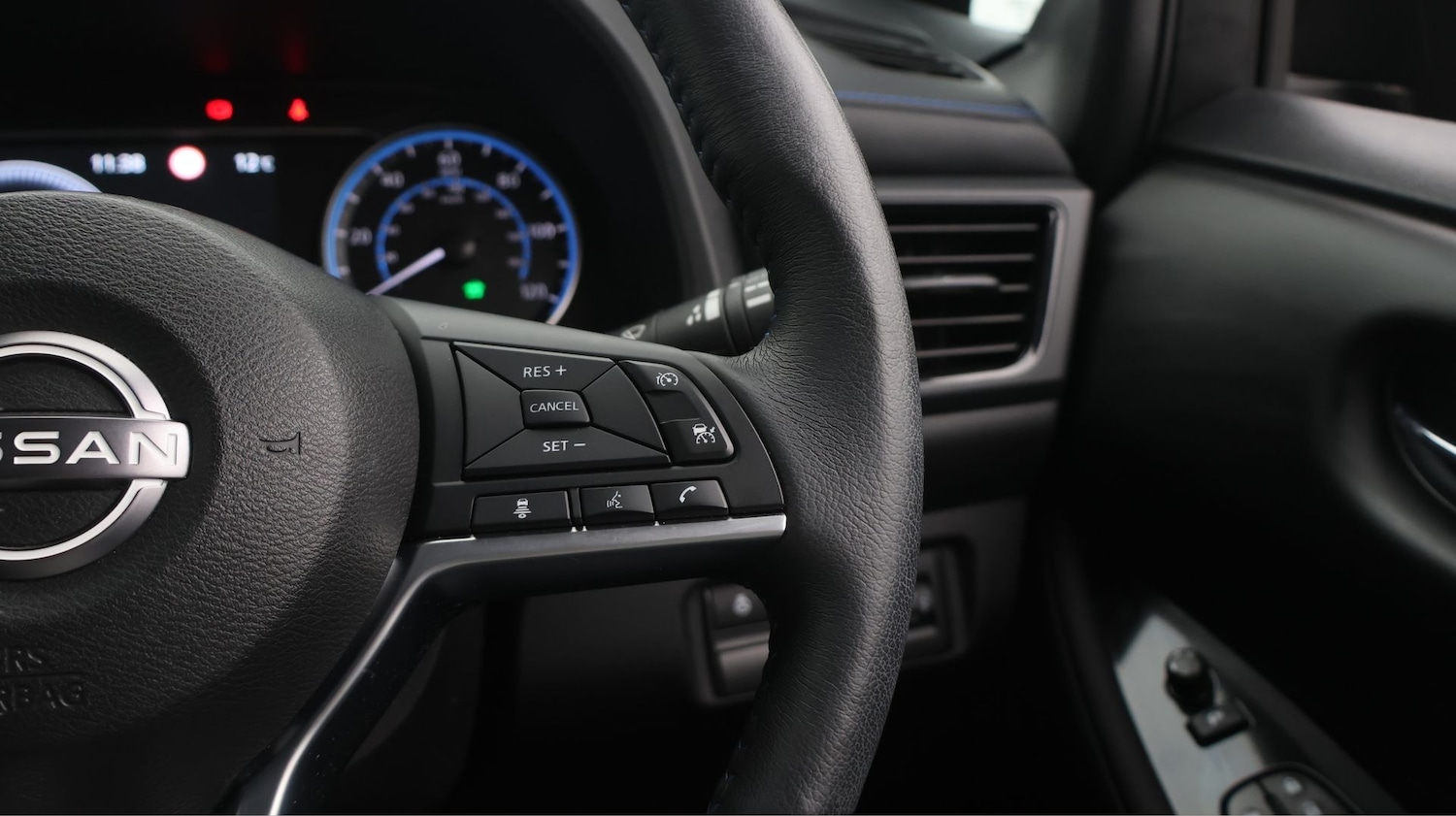 Used Nissan Leaf 2023 for sale - 77669145: Photo 23