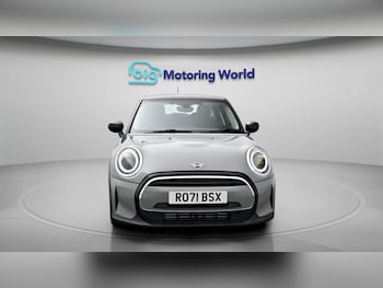 Used MINI Hatch 2021 for sale - 78256044: Photo