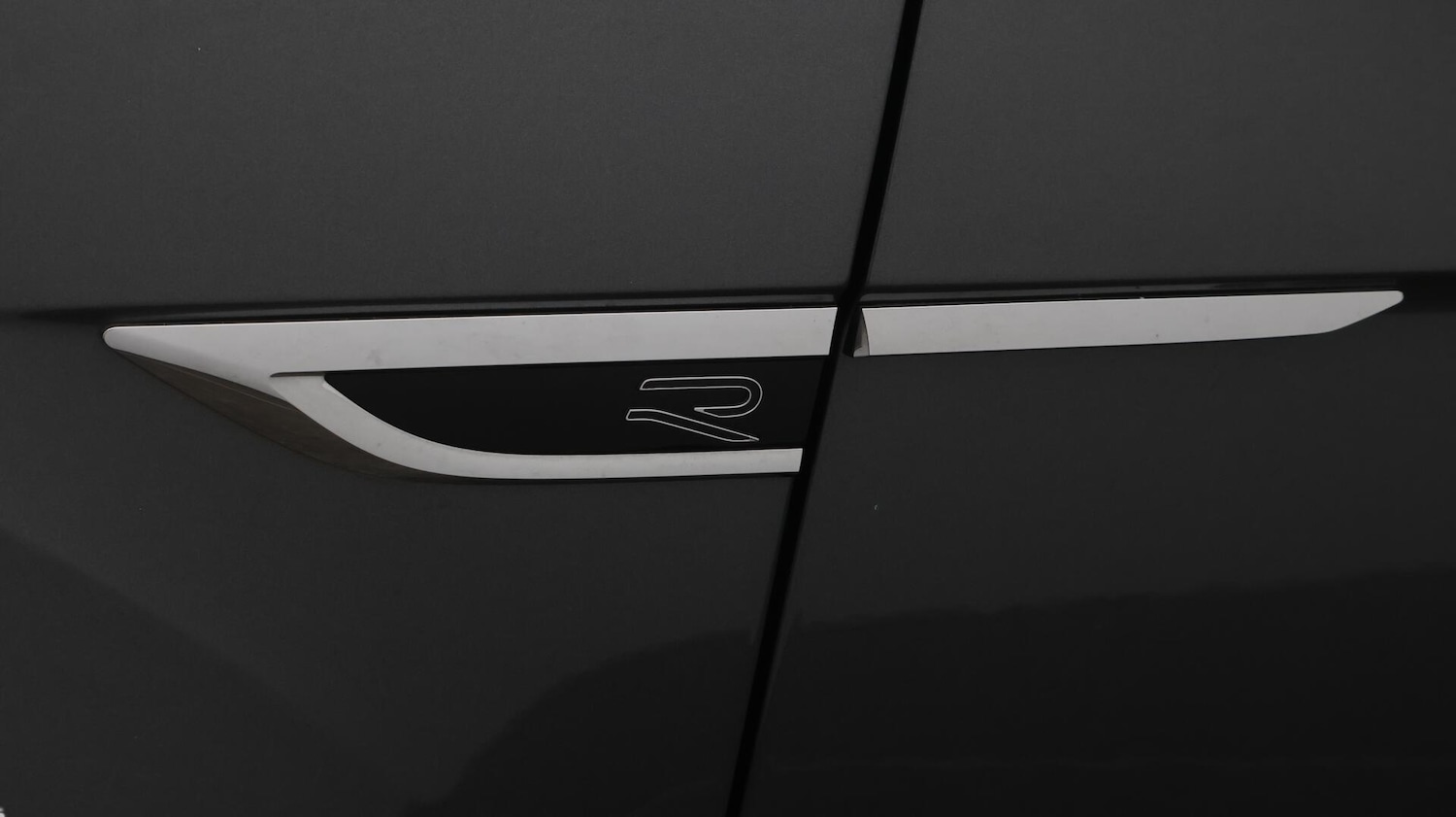 Used Volkswagen T-Roc 2024 for sale - 76735429: Photo 22