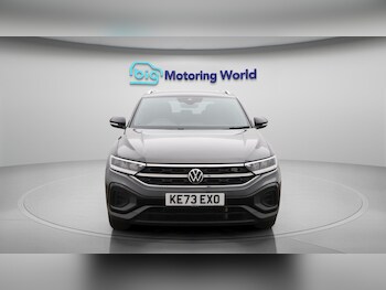 Used Volkswagen T-Roc 2024 for sale - 76735429: Photo